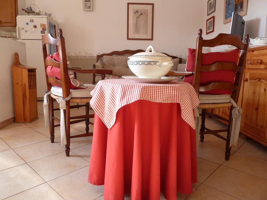 Les Tournesols Appartement Saint-Andiol Kamer foto